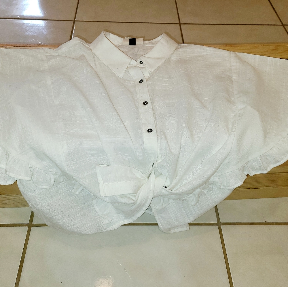 Buttoned down white top